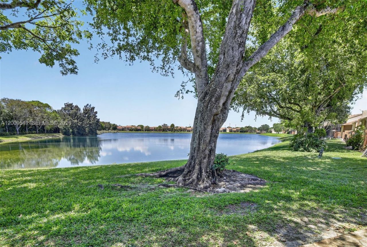 4283 S Pine Island Rd, Davie, FL 33328 Photo