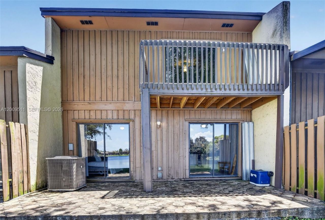 4283 S Pine Island Rd, Davie, FL 33328 Photo