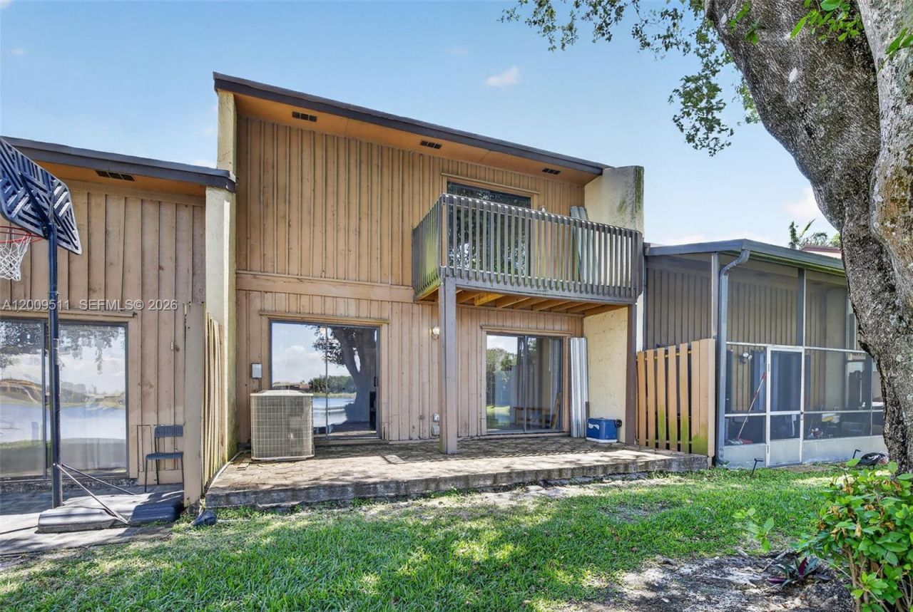 4283 S Pine Island Rd, Davie, FL 33328 Photo