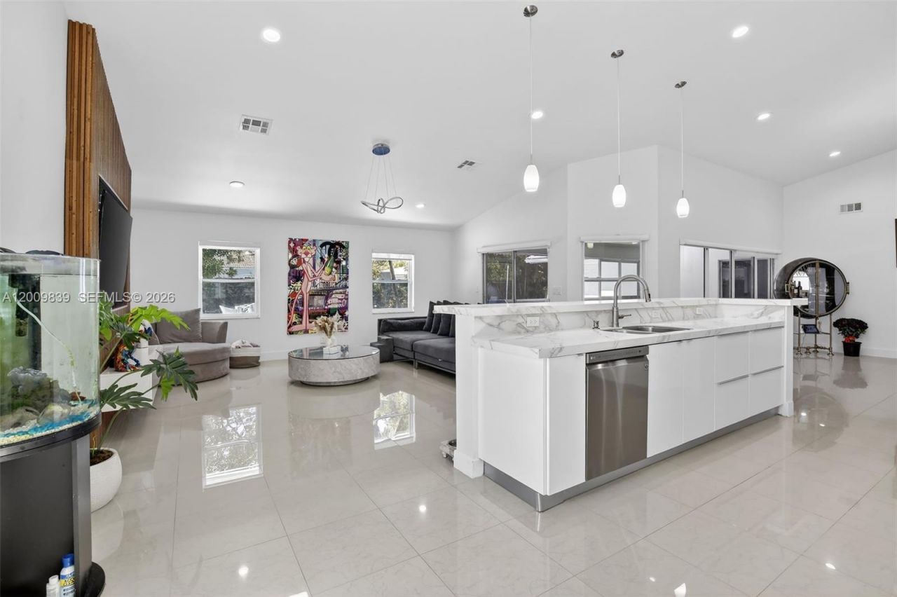 3540 N Park Rd , Hollywood, FL 33021 Photo