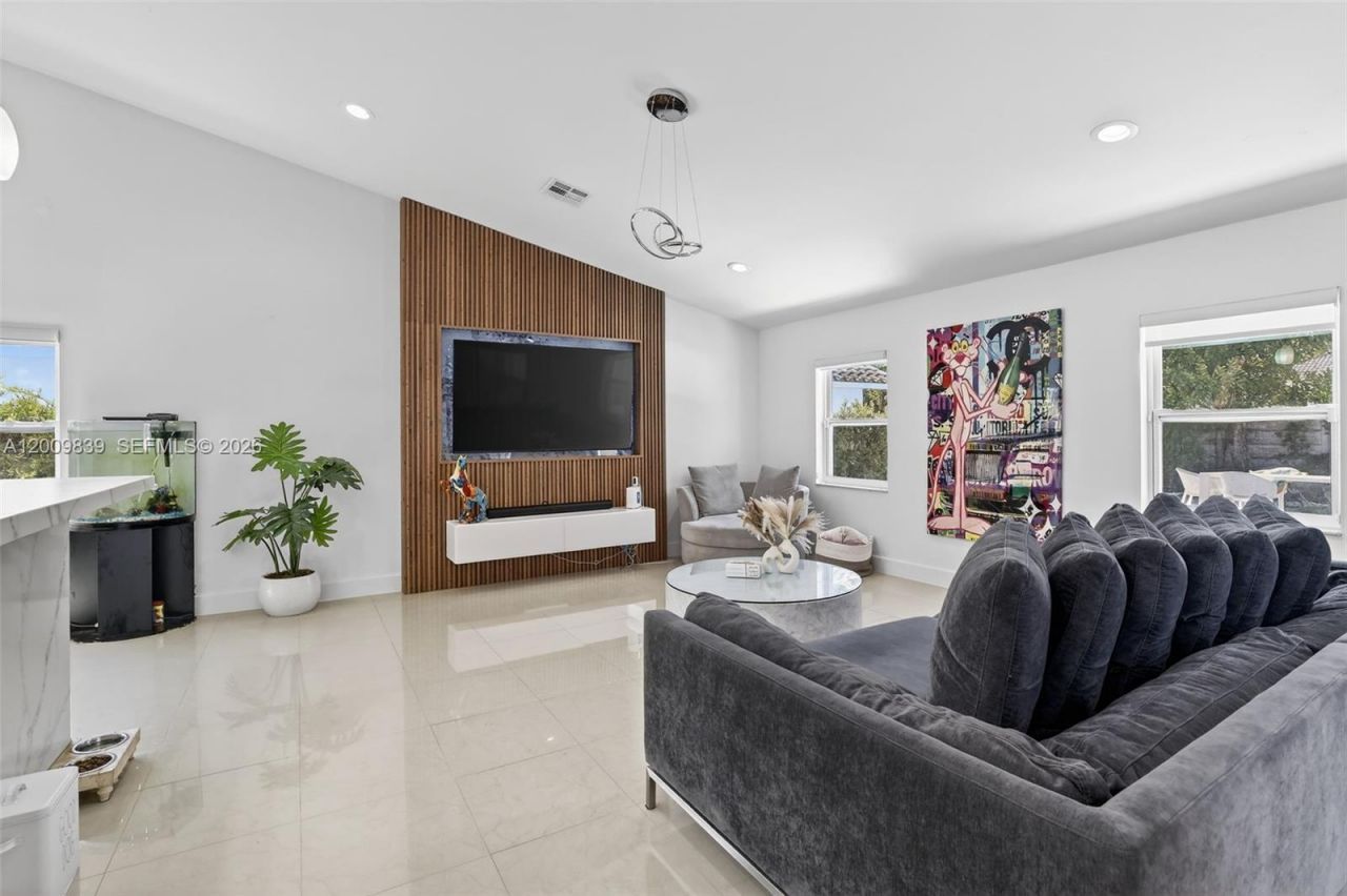 3540 N Park Rd , Hollywood, FL 33021 Photo