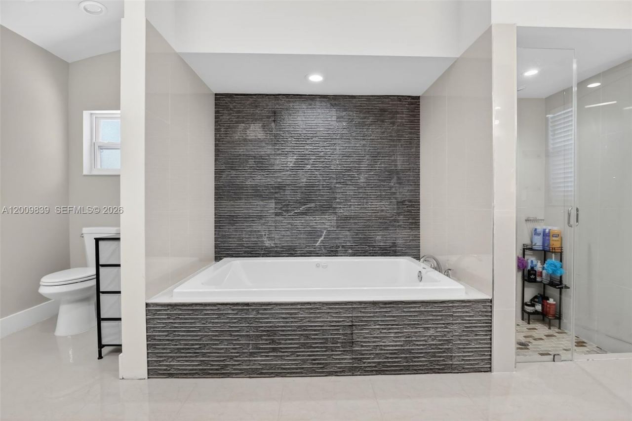 3540 N Park Rd , Hollywood, FL 33021 Photo