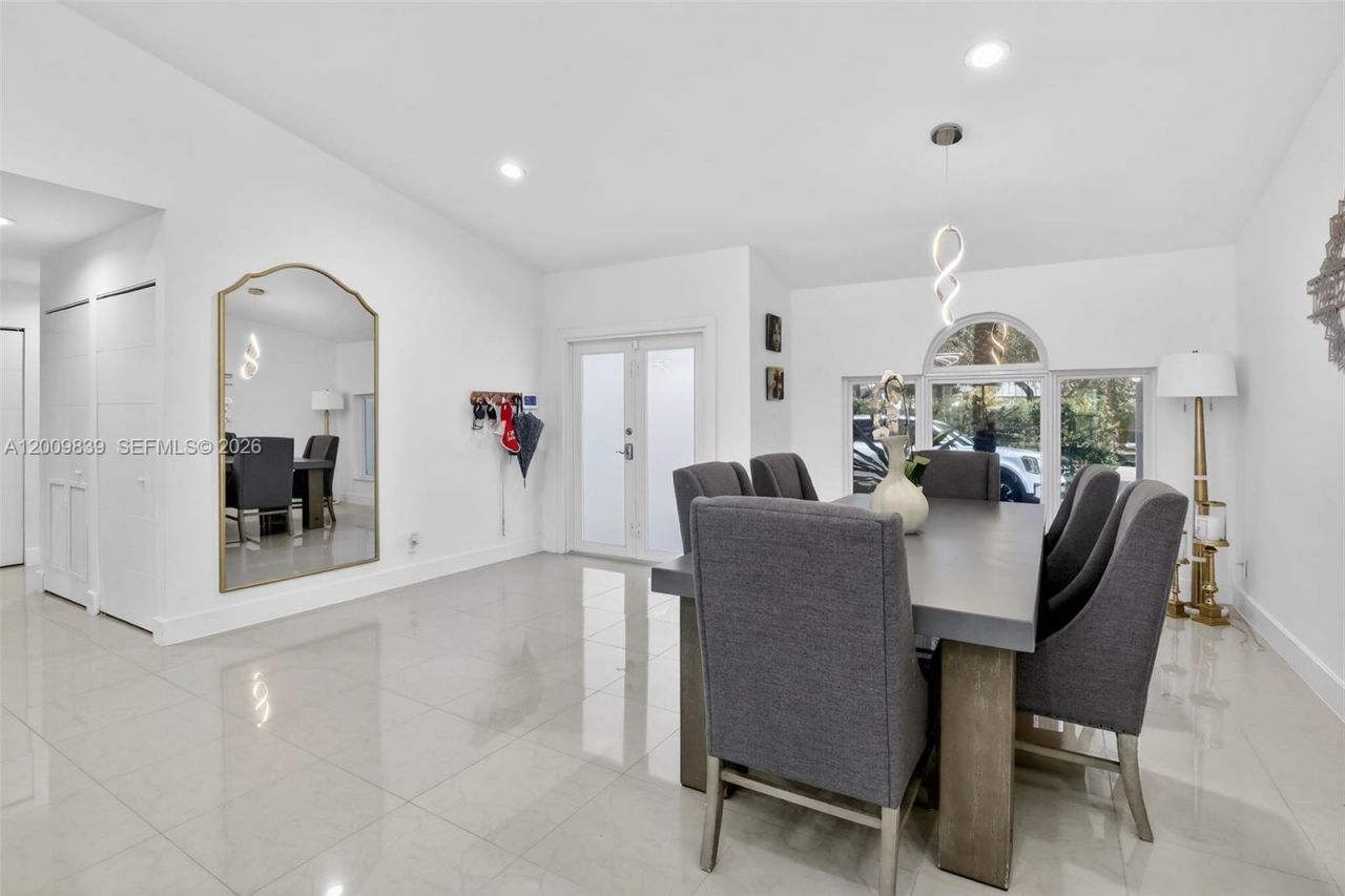 3540 N Park Rd , Hollywood, FL 33021 Photo