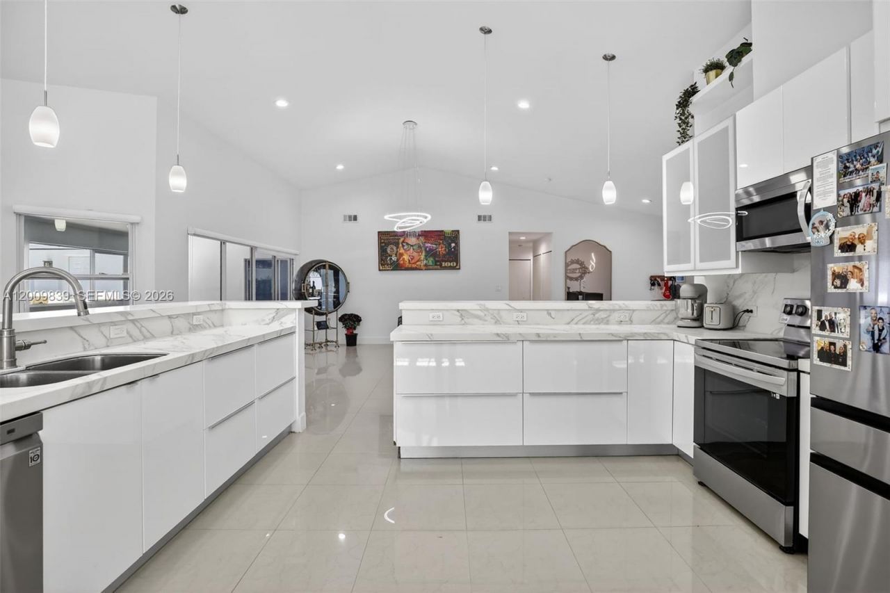 3540 N Park Rd , Hollywood, FL 33021 Photo