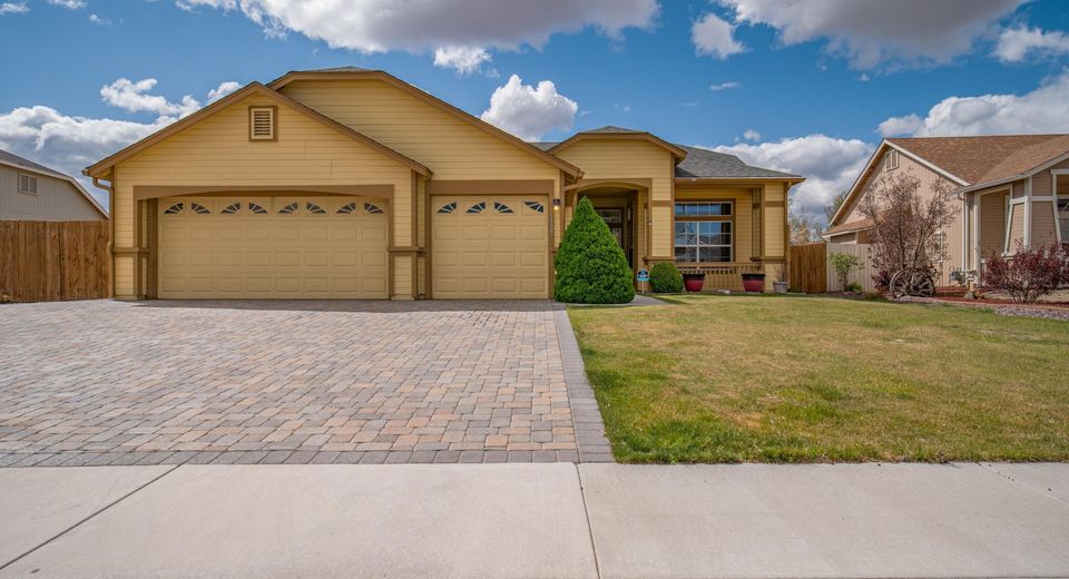 1327 Grassland Road, Dayton, NV 89403 Photo