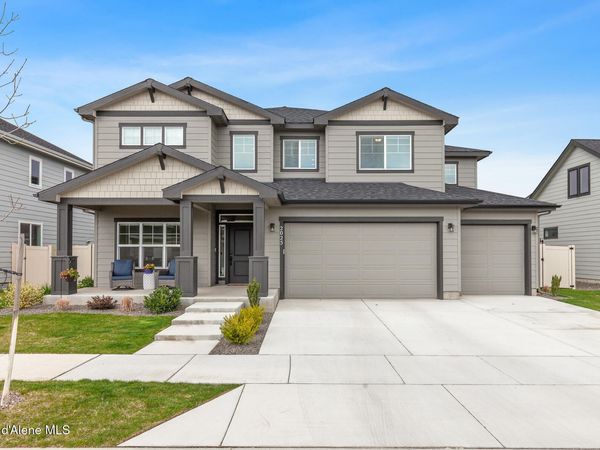 2025 W Domaine Dr , Coeur d'Alene, ID 83815