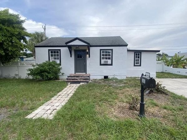 101 E 28th Street, West Palm Beach, FL 33404
