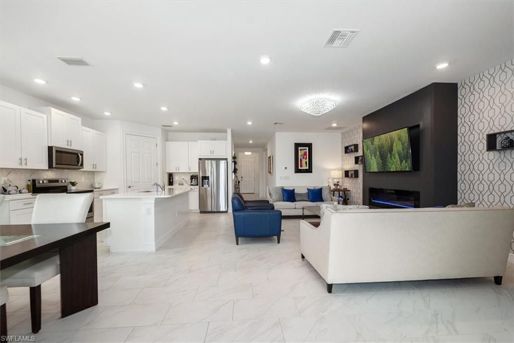 16520 Seagate Pl, Bonita Springs, FL 34135 Photo
