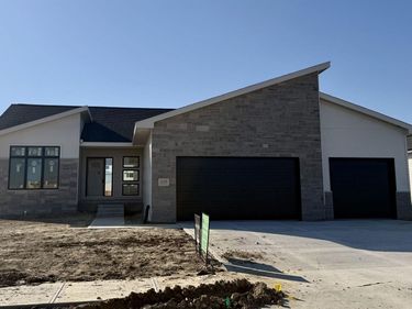 12359 Lake Vista Drive , Papillion, NE 68046
