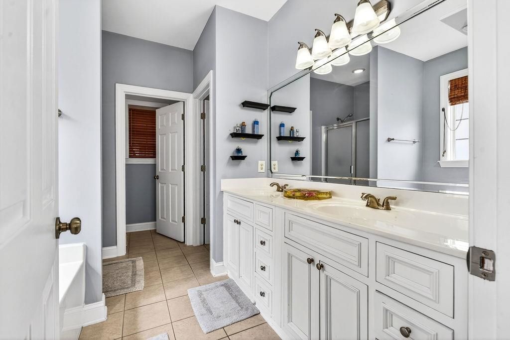 245 Colby Ct. Photo 17