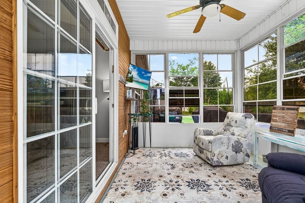 245 Colby Ct. Photo 24