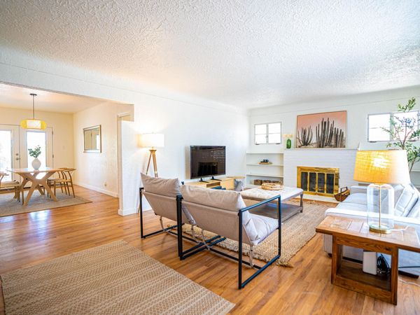 219 Amherst Drive SE, Albuquerque, NM 87106