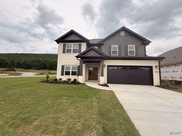 1301 Vermilion Circle, Huntsville, AL 35803