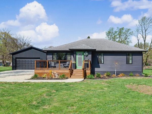 110 N Elm Street , Loda, IL 60948