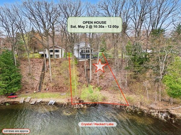 1726 W Chilberg Road, Scottville, MI 49454