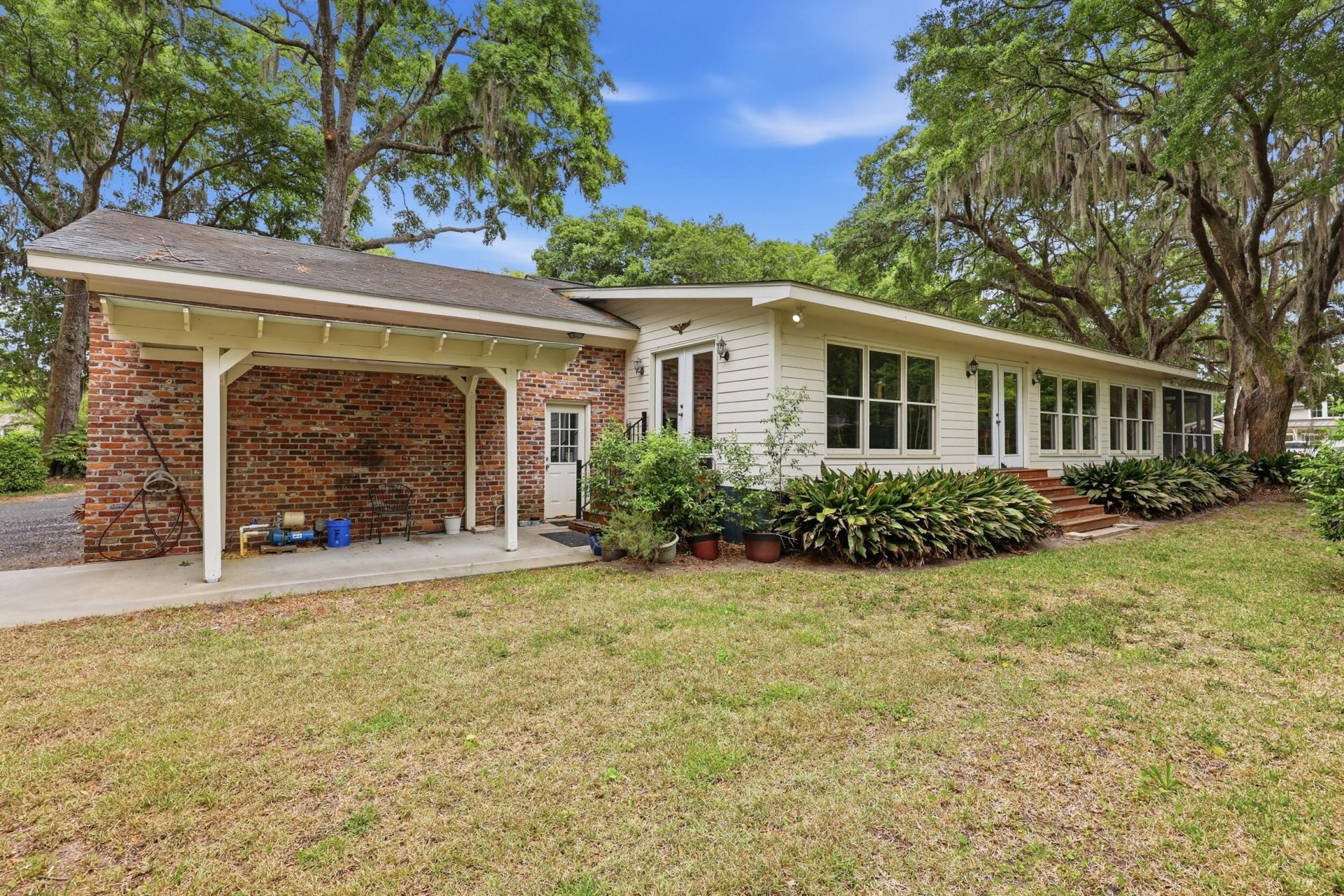 314 Coinbow Drive Photo 15