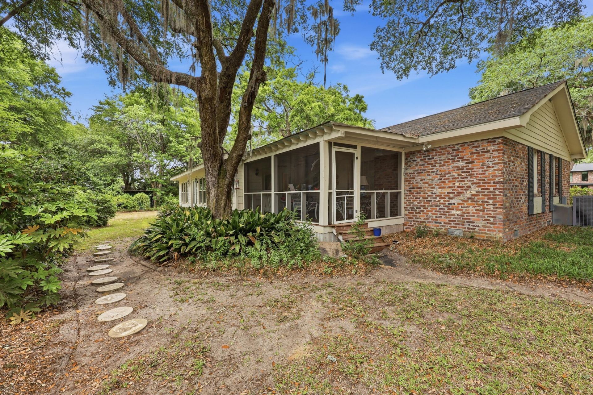 314 Coinbow Drive Photo 60