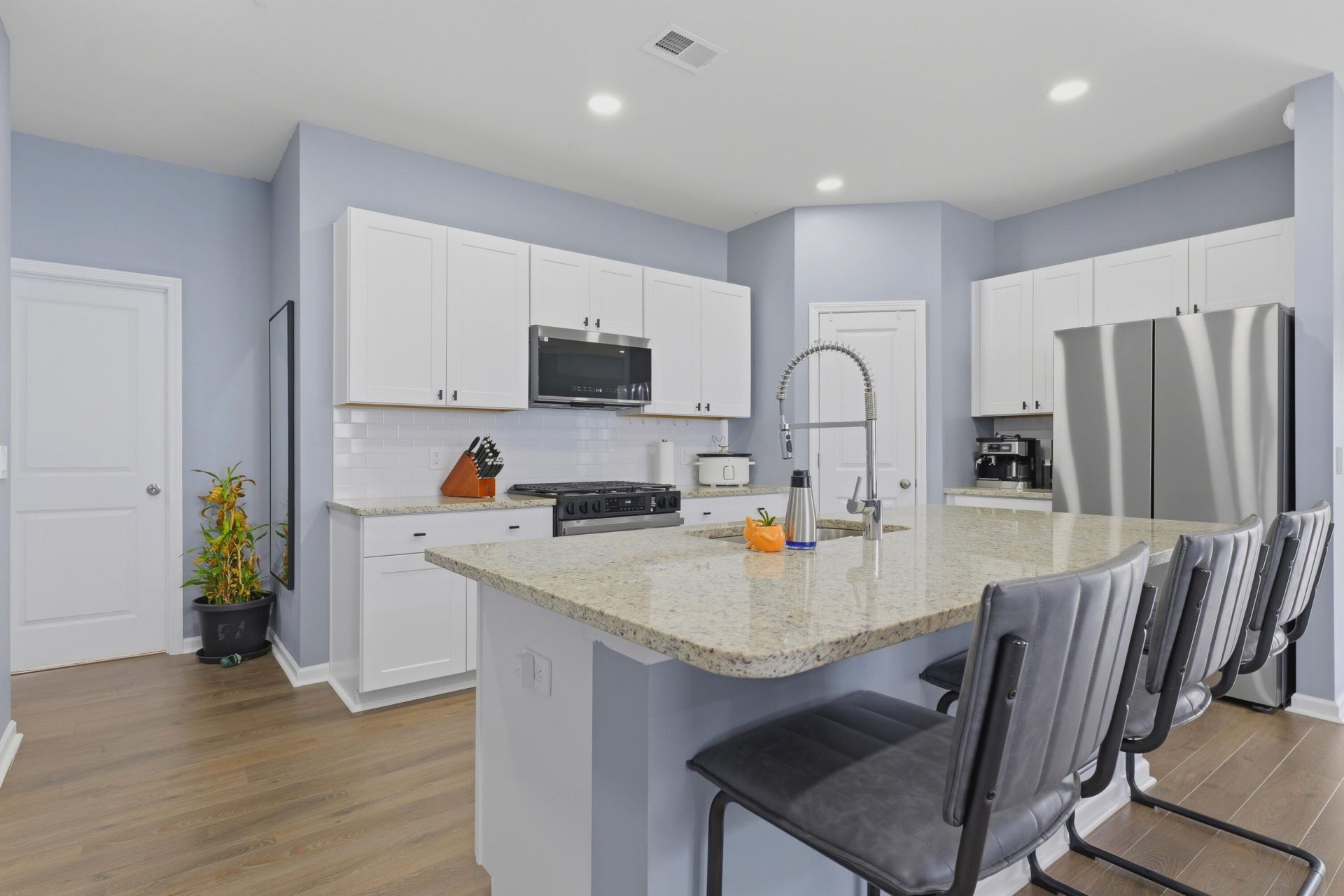 514 Spanish Wells Road Photo 7