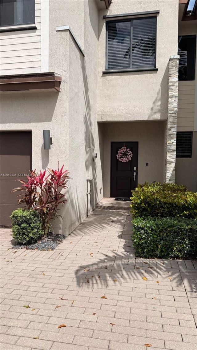 20761 NE 2nd Ct, Miami, FL 33179 Photo