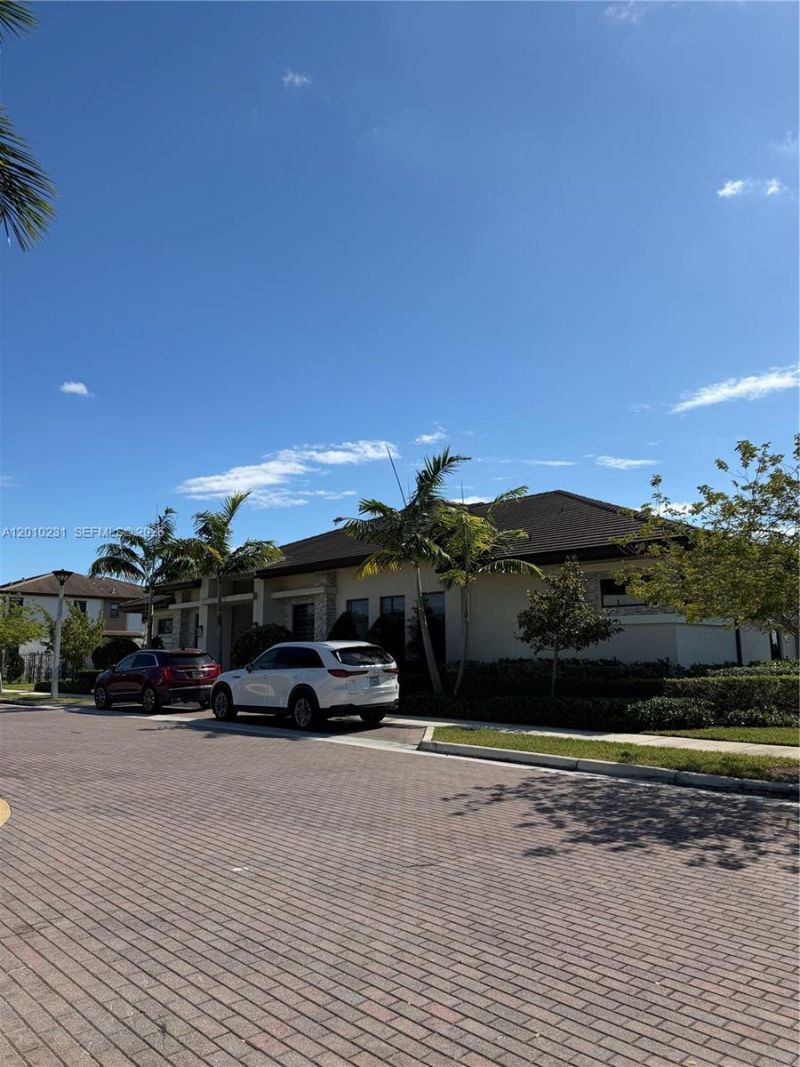 20761 NE 2nd Ct, Miami, FL 33179 Photo