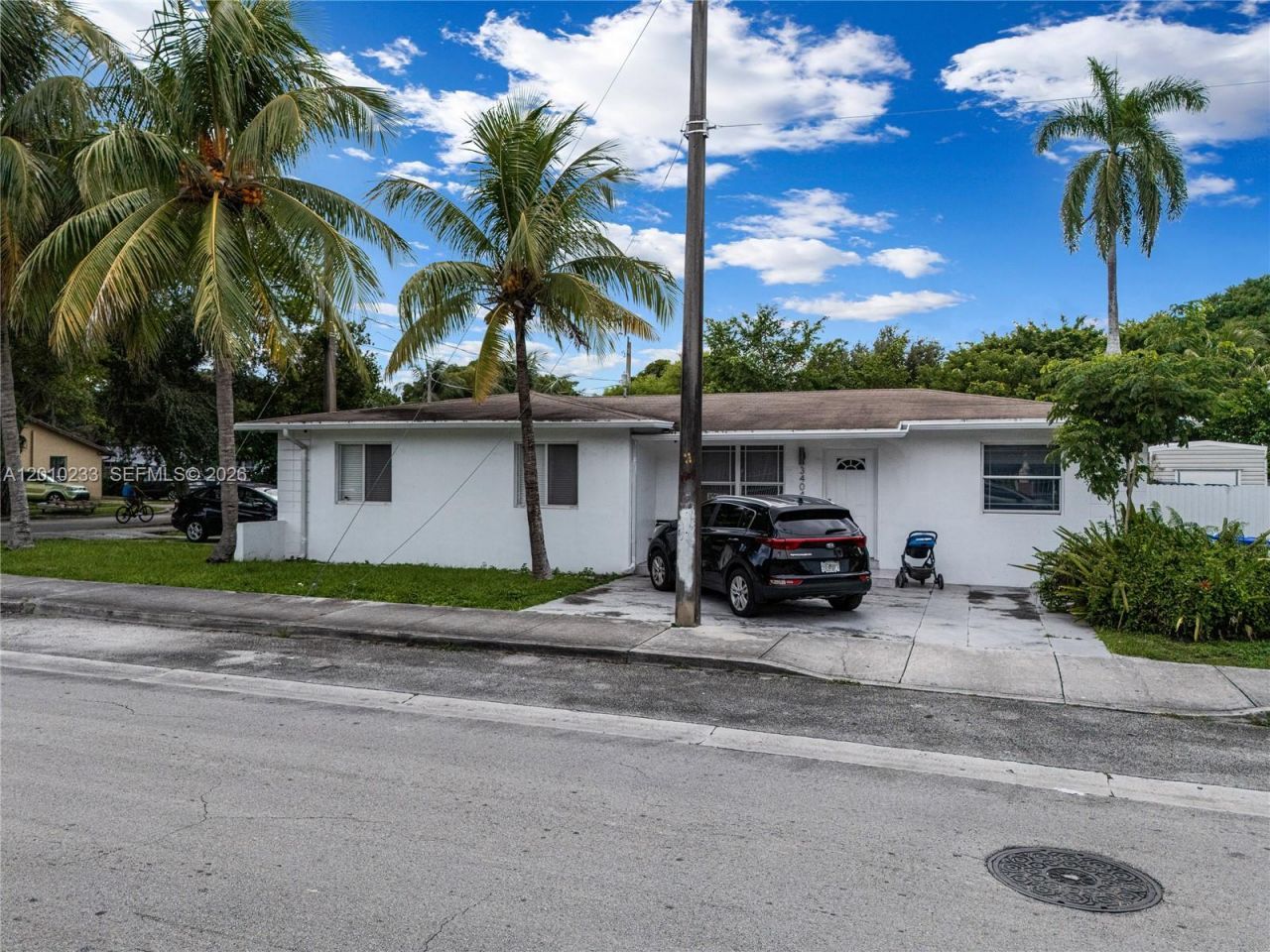 301 NW 34th St , Miami, FL 33127 Photo