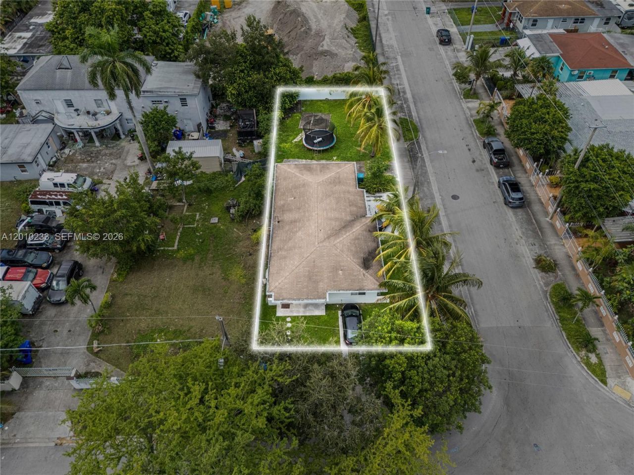 301 NW 34th St , Miami, FL 33127 Photo
