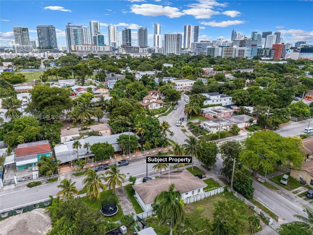 301 NW 34th St , Miami, FL 33127 Photo