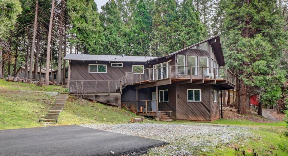 7115 Lakewood Dr, Pollock Pines, CA 95726 Photo