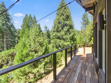 7115 Lakewood Dr, Pollock Pines, CA 95726 Photo