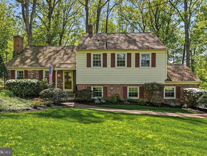 388 Castlewood Drive, Devon, PA 19333 Main Photo