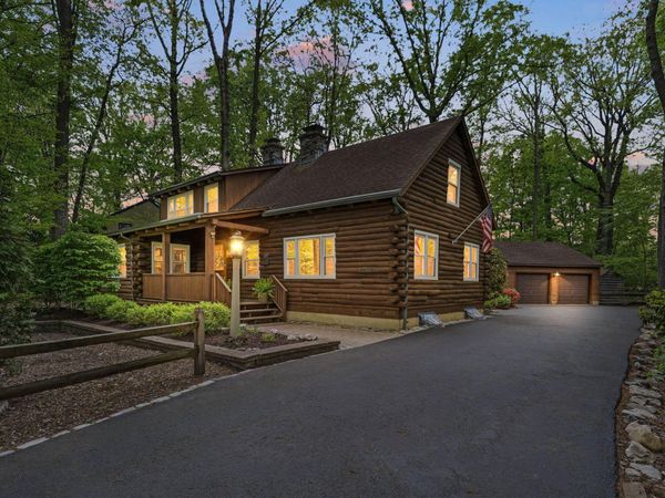 802 HOMEWOOD DRIVE, RIVERTON, NJ 08077