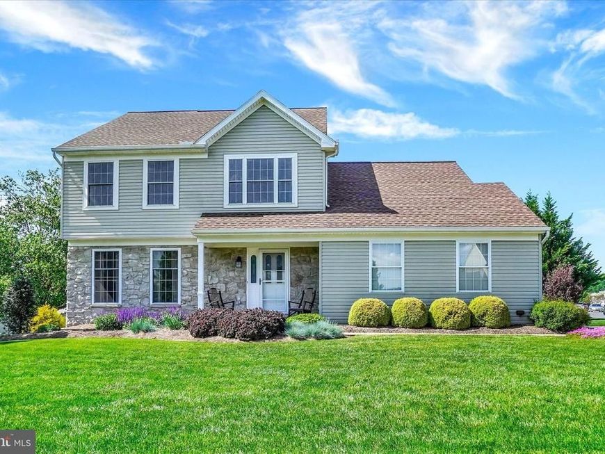 20 Olde Hickory Road, Mount Wolf, PA 17347 Main Photo
