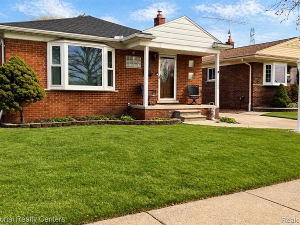 7159 Luana Avenue , Allen Park, MI 48101