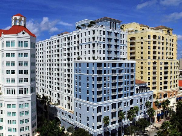255 Evernia Street, Unit 1215, West Palm Beach, FL 33401