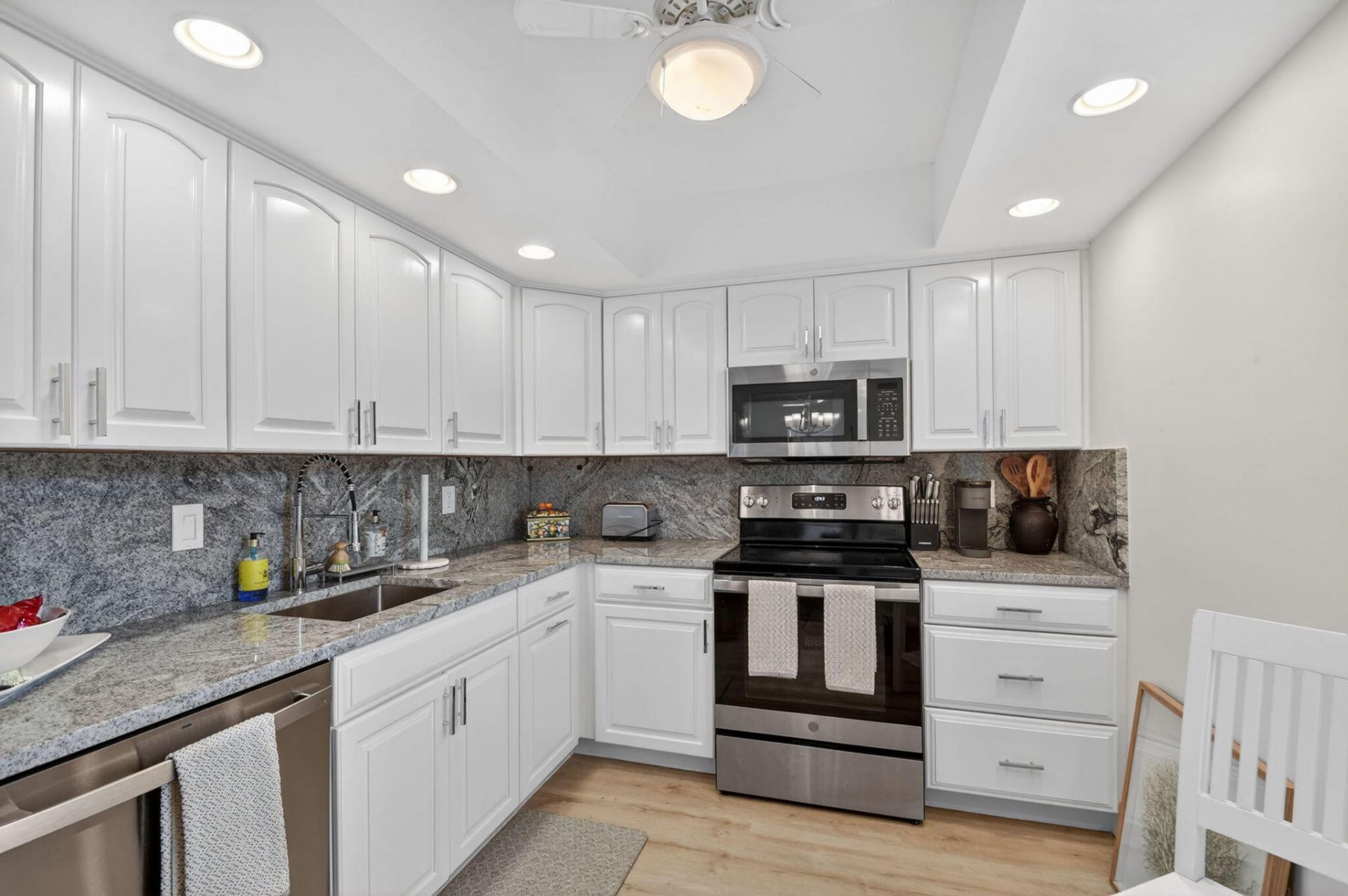 1250 Sugar Sands Boulevard, Unit 110, Singer Island, FL 33404 Photo