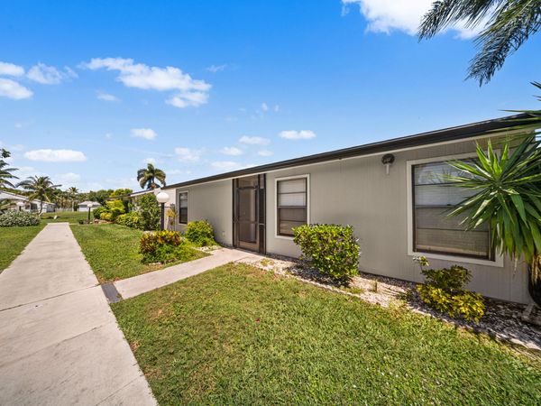 4255 Willow Pond Circle, Unit A, West Palm Beach, FL 33417