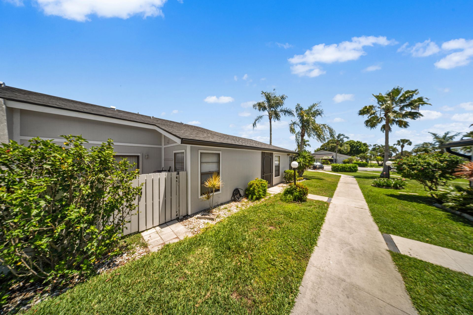 4255 Willow Pond Circle, Unit A, West Palm Beach, FL 33417 Photo