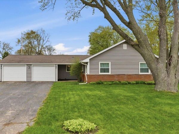 12450 39th AVENUE, Pleasant Prairie, WI 53158