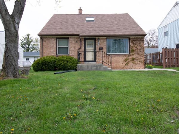 1308 Mackinac AVENUE, South Milwaukee, WI 53172