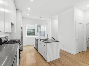 427 W 10TH Street, Unit 502, Dallas, TX 75208