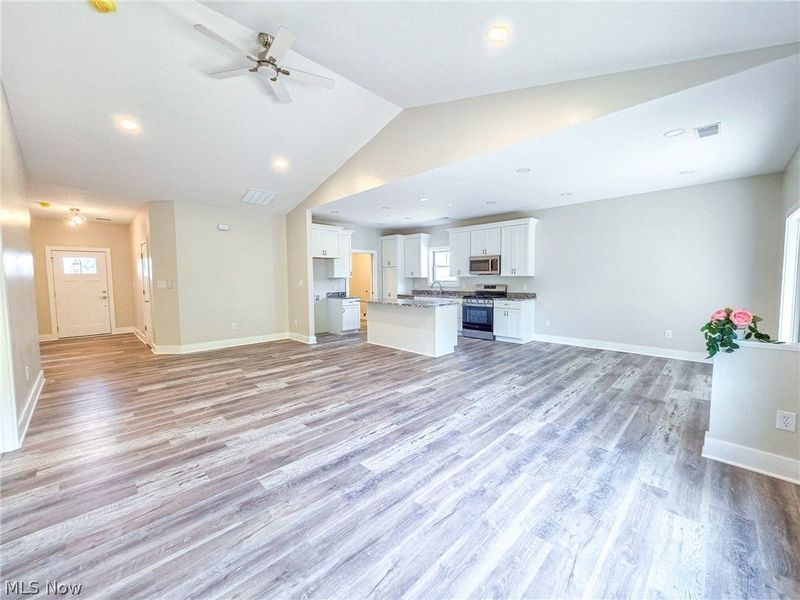49101 Fairway, East Liverpool, OH 43920 Photo 7