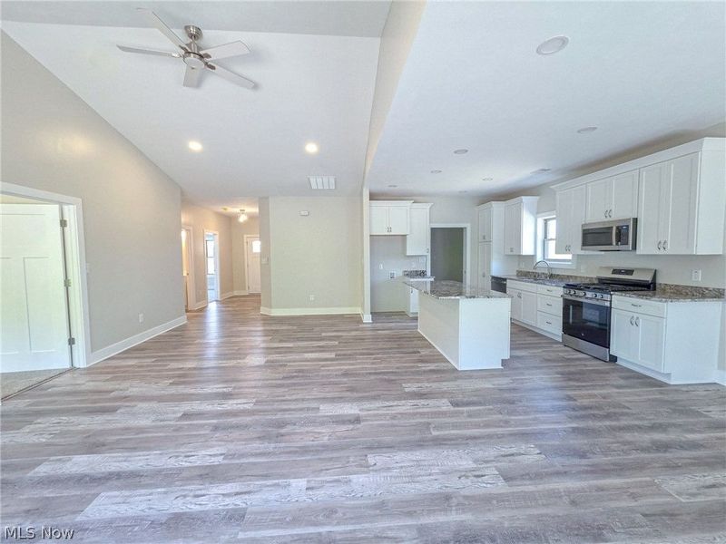 49101 Fairway, East Liverpool, OH 43920 Photo 9