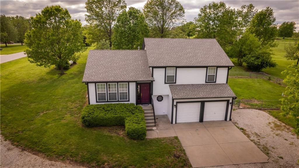 8720 NE 149th Street, Liberty, MO 64068 Main Photo