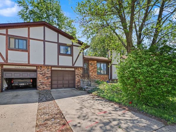 2123 E Mill Stone Road, Unit 2123, Decatur, IL 62526