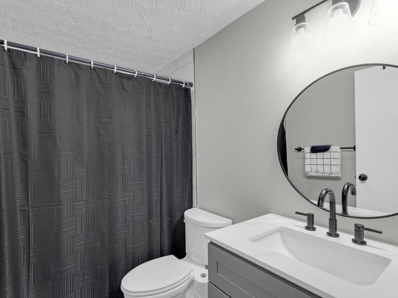 1944 Coghill Drive , Columbus, OH 43229 Photo 10