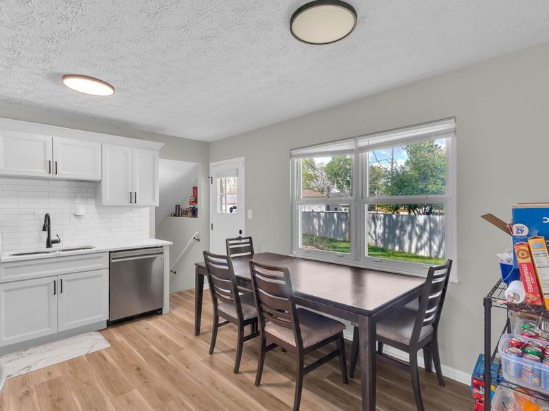 1944 Coghill Drive , Columbus, OH 43229 Photo 4