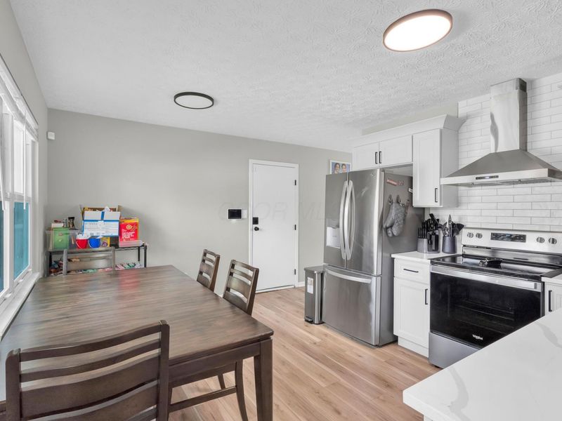 1944 Coghill Drive , Columbus, OH 43229 Photo 5