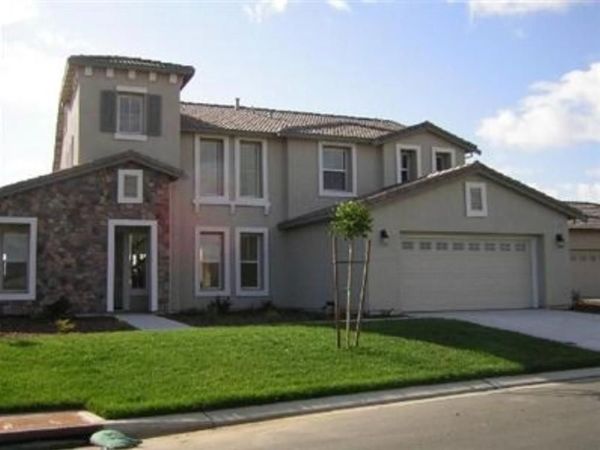 15220 Torrey Pines Circle, Chowchilla, CA 93610