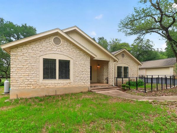128 Mockingbird LN, Georgetown, TX 78633