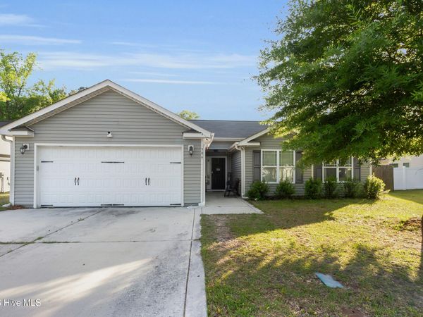 306 Tuscan Court, Richlands, NC 28574